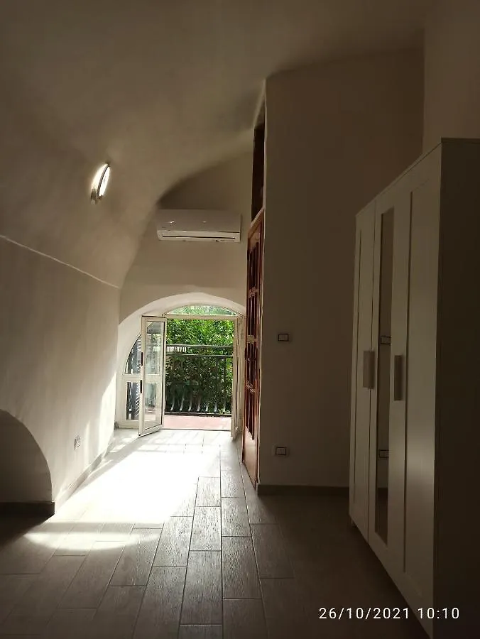 Casa Pontecorvo Apartment Naples 0*,